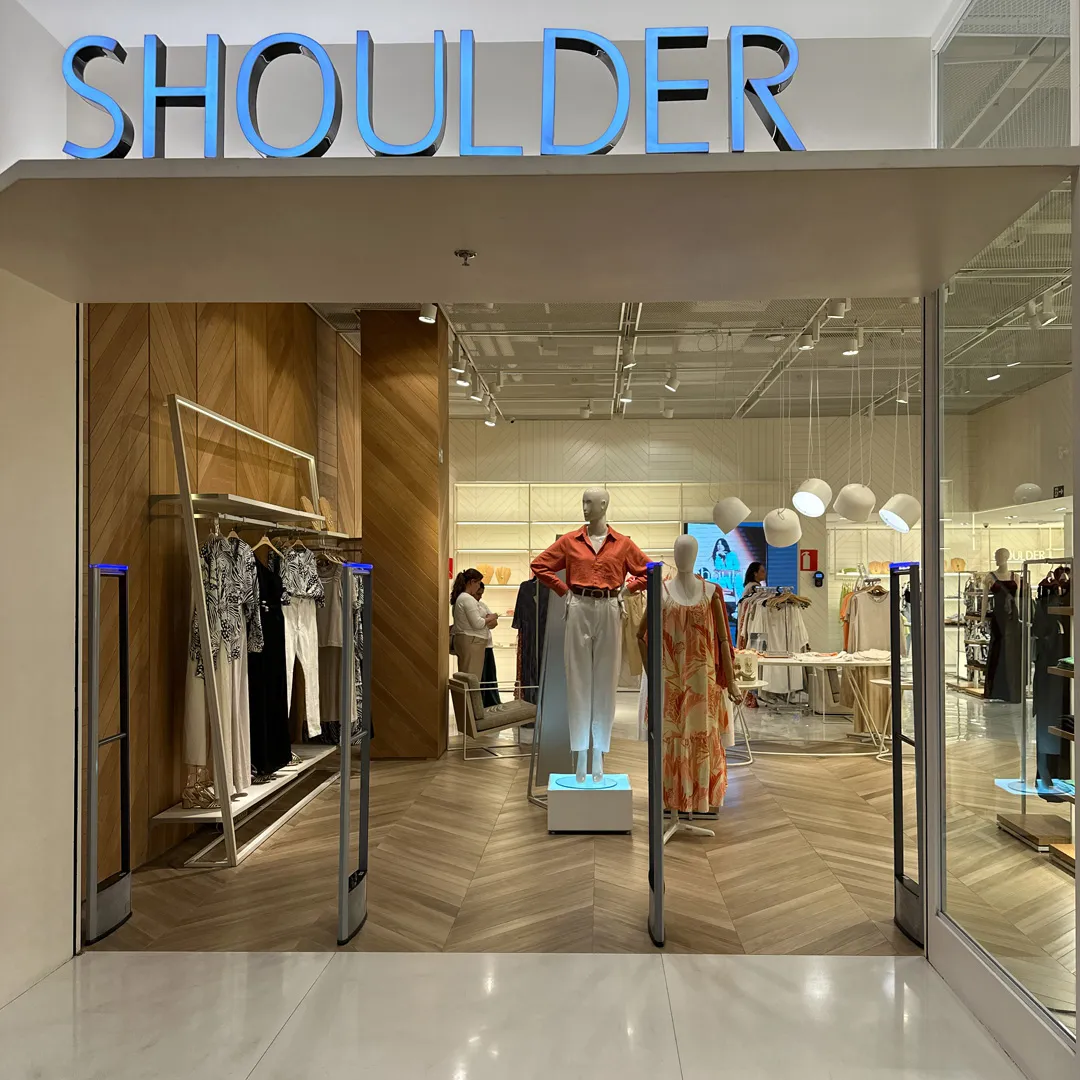 Aproveite um código de desconto Shoulder válido para este mês!